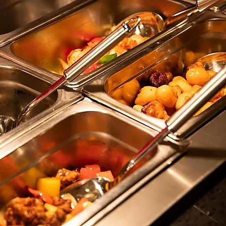 Linde-sinohaus Hotel 3*