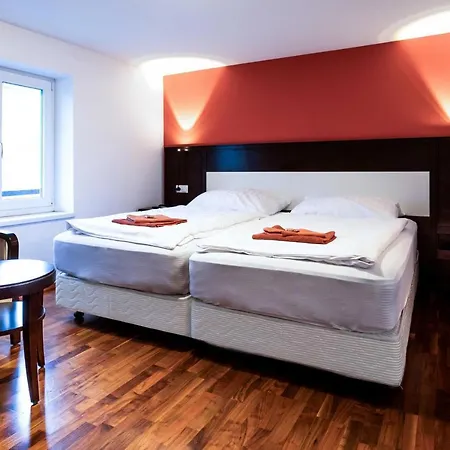 Ξενοδοχείο Linde-sinohaus 3*