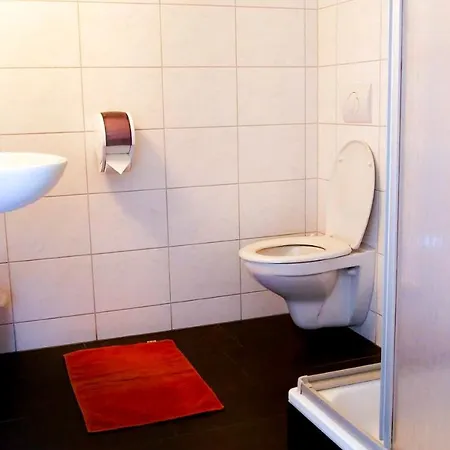 Hotel Linde-sinohaus 3*